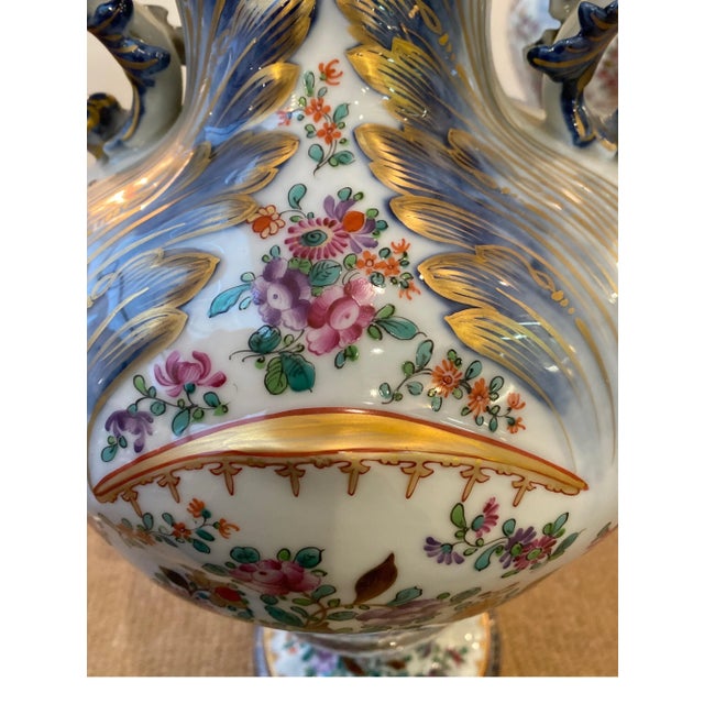 Capo Di Monte Late 19th Century Naples Capodimonte Porcelain Armorial Urns - A Pair For Sale - Image 4 of 13