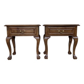 20th Century Pair of French Nightstands with One Drawer and Claw Feet For Sale