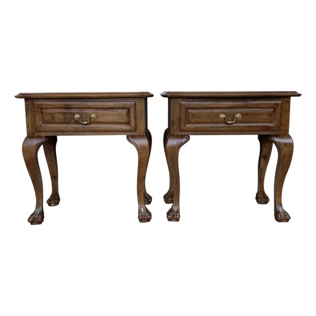 20th Century Pair of French Nightstands with One Drawer and Claw Feet For Sale