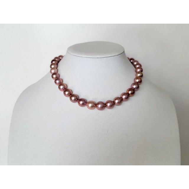 Natural Freshwater Edison Dark Pink Pearl Necklace With 14k Gold Clasp For Sale - Image 10 of 15