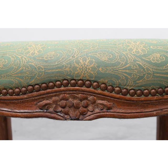 Wood French Louis XV Stool with Carved Floral Apron and Original Damask Upholstery, 1890s For Sale - Image 7 of 11