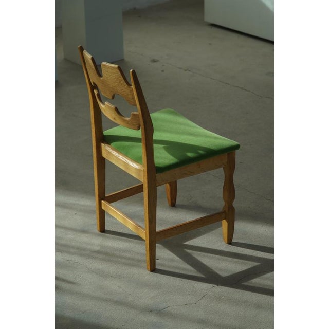 Vintage Razorblade Chairs in Oak and Green Mohair by Henning Kjærnulf, 1960s, Set of 6 For Sale - Image 14 of 18