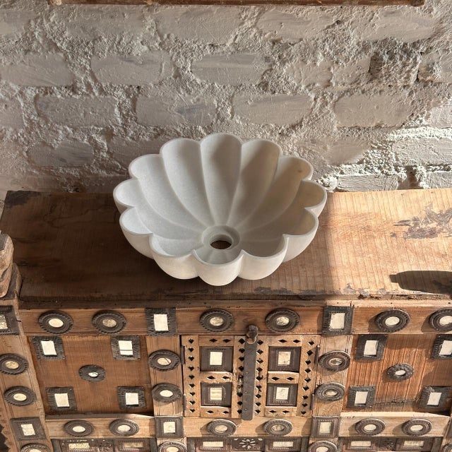 Hand-Carved White Marble Cirque Floral Vessel Sink - Modern Bathroom Vanity Basin For Sale - Image 10 of 10