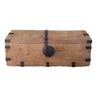 Late 19th Century Early American Trunk For Sale