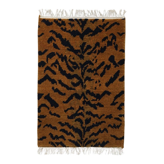 Hand-Knotted Striped Tiger Pattern Bengal Rug in Chestnut Brown - 8 X 10 For Sale