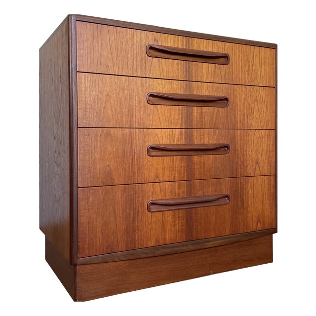 Mid-Century Modern Fresco Teak Chest of Drawers from G-Plan, 1960s For Sale