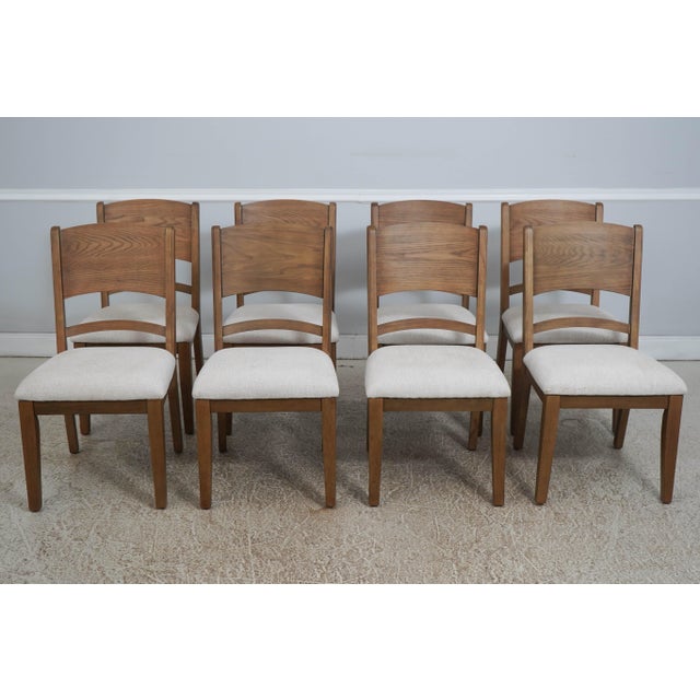 Age: C.2025 Details: By San Fa Quality Construction New Floor Model Offered @ Fraction Original Retail Cost Condition:...