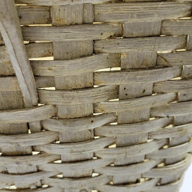 Wood Antique American North Carolina Painted 2 Handled Gathering Basket For Sale - Image 7 of 12