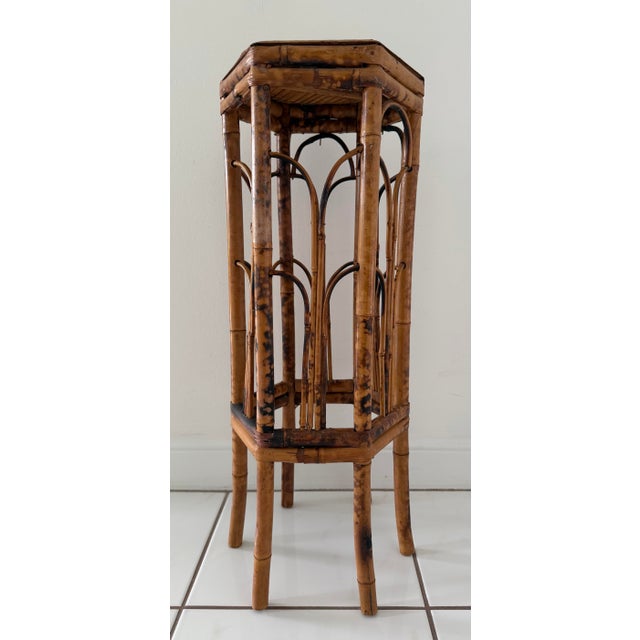 Chinoiserie Vintage Mid Century Bamboo Tortoise Shell Plant Stand Drink Table For Sale - Image 3 of 7