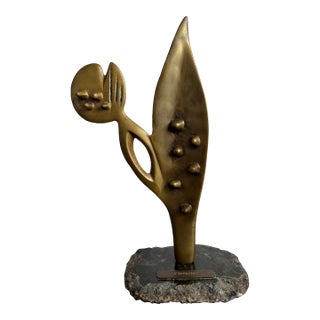 Yone Di Alerigi Brazilian Modern Flower Sculpture "Floralien" - 1980s For Sale