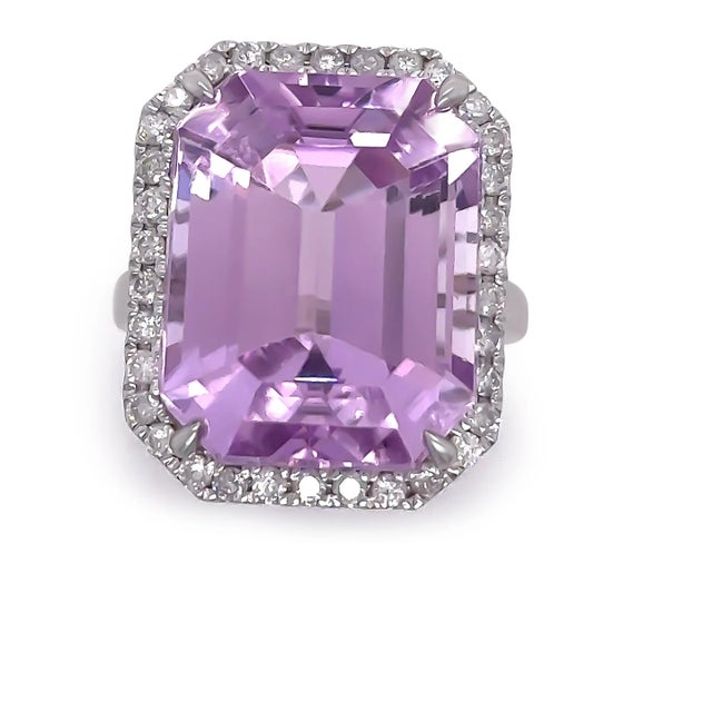 A Kunzite & Diamond Cocktail Ring, made of 14ct White Gold. Set with one Emerald Cut Kunzite, Purplish-Pink Colour, Very...