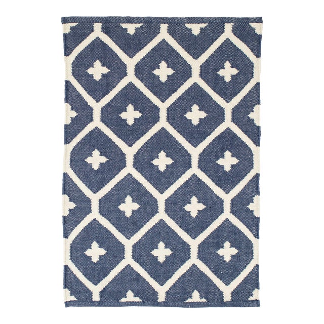 Bunny Williams for Dash & Albert Elizabeth Navy Indoor/Outdoor Rug, 2' x 3' For Sale