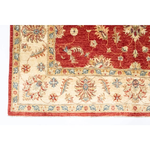 Middle Eastern Rug in Wool For Sale - Image 5 of 11