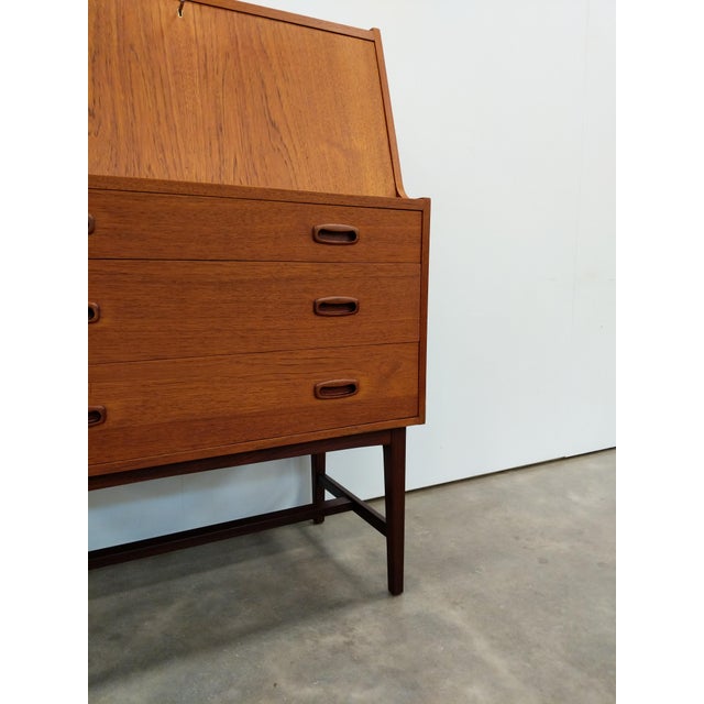 Vintage Mid Century Modern Teak Secretary Desk For Sale In New York - Image 6 of 7