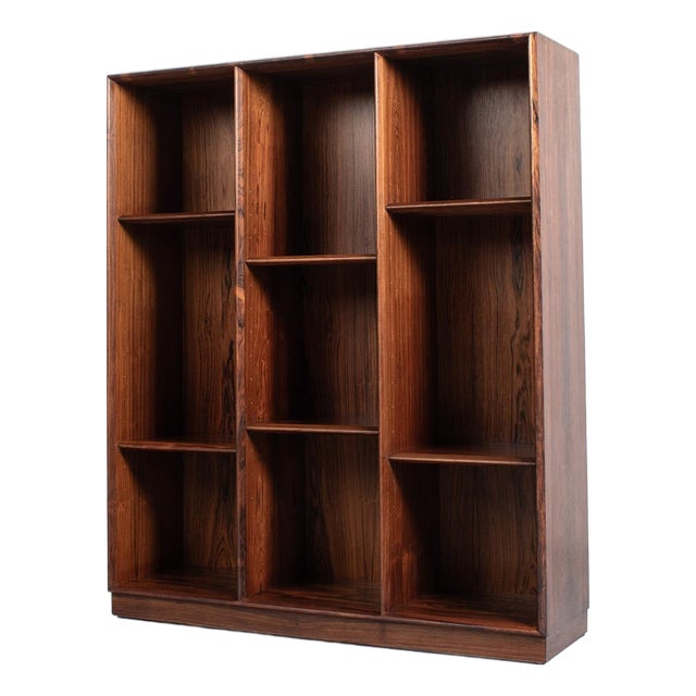 Vintage Scandinavian Cabinet in Rosewood For Sale