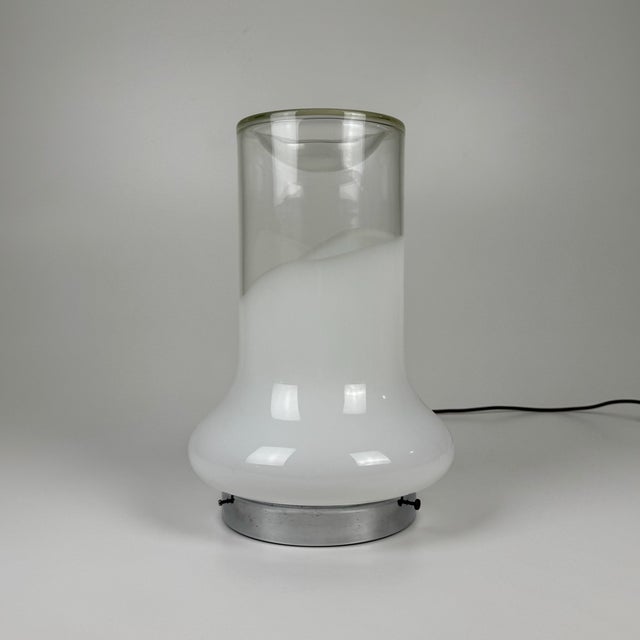 Mid-Century Modern White and Clear Murano Glass Table Lamp attributed to Roberto Pamio for Leucos, Italy, 1970s For Sale - Image 4 of 8