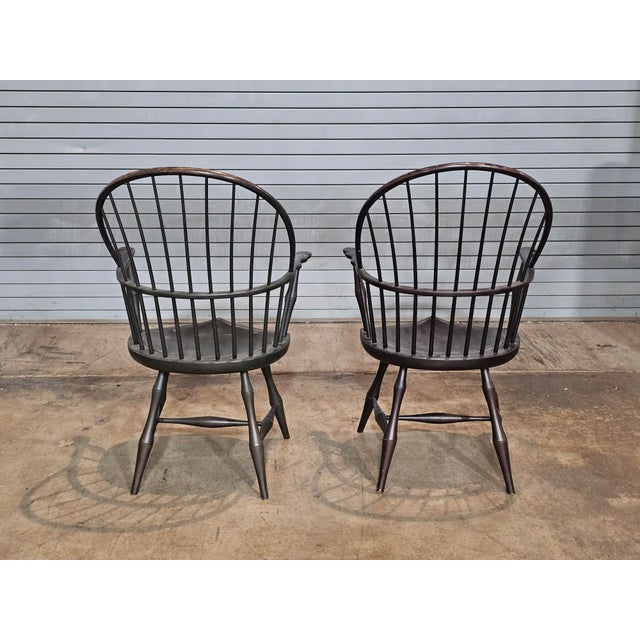 Late 20th Century Late 20th Century Pair of d.r. Dimes Sack Back Windsor Arm Chairs Bench Made Black Crackle Finish For Sale - Image 5 of 9