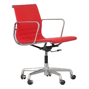 EA 117 Armchair by Charles Ray Eames for ICF, 1980s For Sale