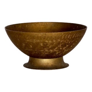 Vintage Brass Bowl With Flower Etching Detail For Sale