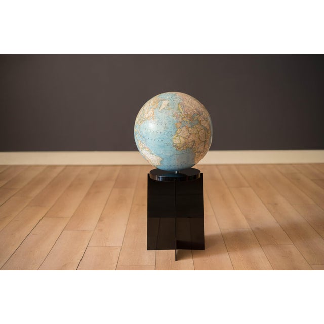 Mid-Century Modern Vintage Rotating National Geographic World Globe With Black Lucite Floor Stand For Sale - Image 3 of 10