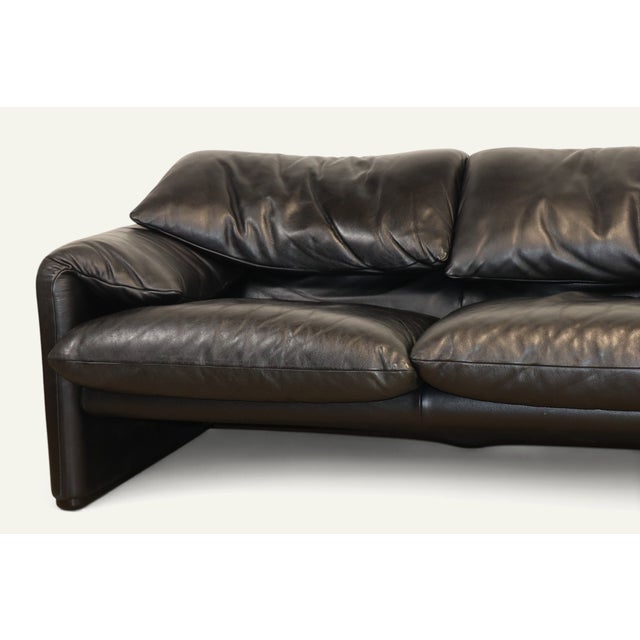 Maralunga 3-Seater Sofa in Black Leather by Vico Magistretti for Cassina, 1970s For Sale - Image 9 of 18
