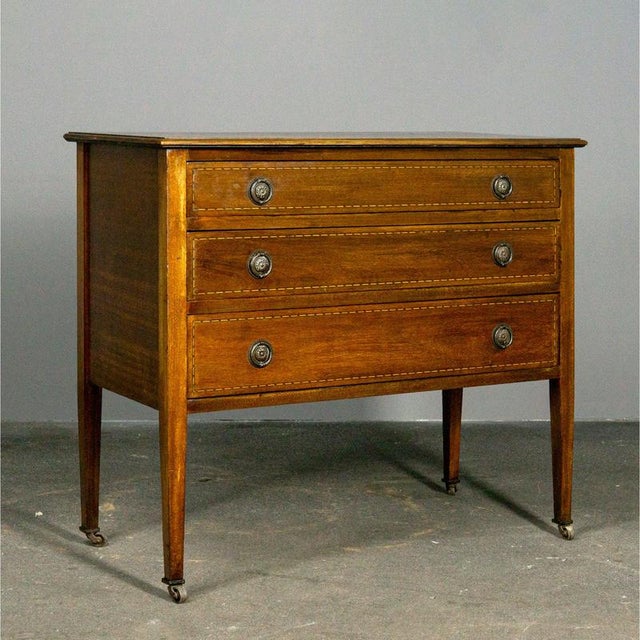 English Style Chest of Drawers For Sale - Image 15 of 15