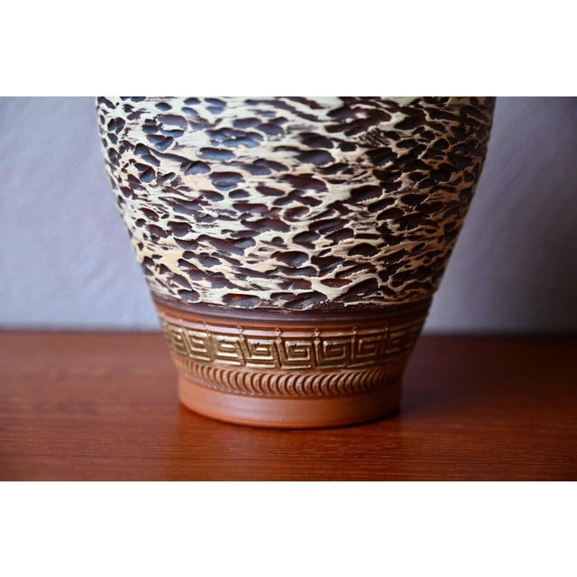 Vintage Brutalist Scarified Terracotta Vase from SP Hillscheid, 1970s For Sale - Image 3 of 8