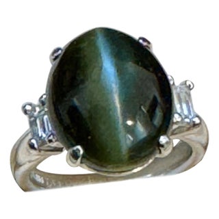 7.68 Ct Blue Green Cat's Eye Tourmaline Cocktail Ring with Diamonds in Platinum For Sale