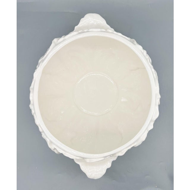 Mid-Century California Pottery White Cabbage Tureen With Underplate and Ladle - Hollywood Regency, Traditional, Grandmillennial For Sale - Image 13 of 16