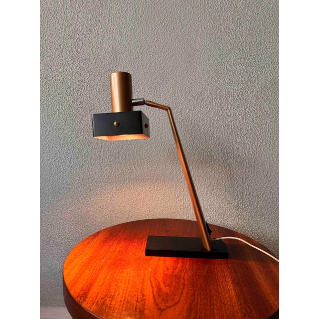 Mid-Century Modern Gold and Black Metal Geisha Table Lamp by Fase, 1967 For Sale - Image 17 of 18