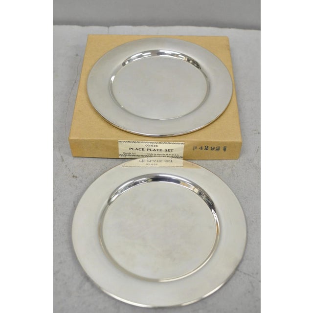 Vintage Oneida Mid Century Modern 6" Silver Plated Bread Dessert Plate, Set of 6 For Sale - Image 10 of 13