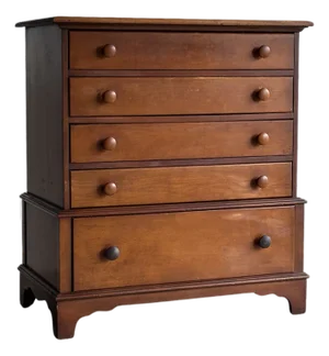 Vintage Transitional Chest of Drawers With Hidden Cedar Chest