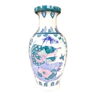 Large 1970s Chinese Export Vase With Bird and Botanical Pattern in Blues and White For Sale