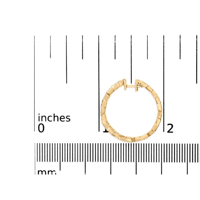 14K Yellow Gold 3/4 Cttw Diamond Honeycomb Hoop Earrings (G-H Color, SI1-SI2 Clarity) - 24MM For Sale In New York - Image 6 of 6