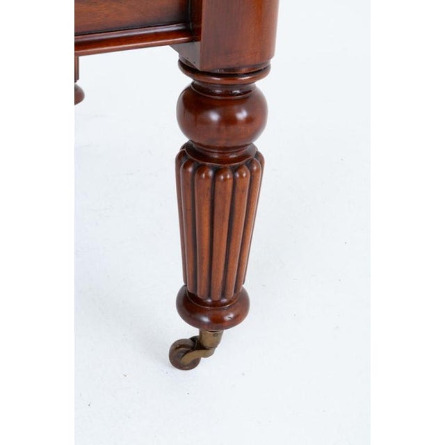 William IV Mahogany Extending 14 Seater Dining Table by J Fitter For Sale - Image 5 of 6