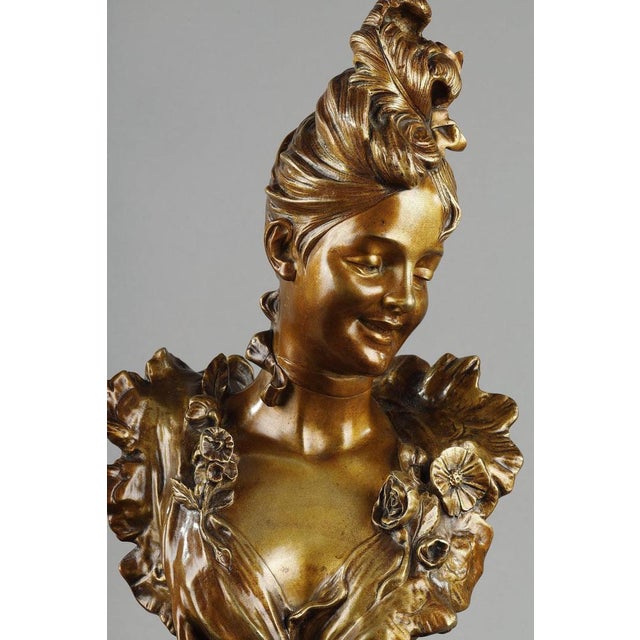 Belle-Epoque Bust of a Young Woman attributed to Victor Léopold Bruyneel, 1900 For Sale - Image 11 of 18