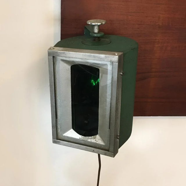 Mid-Century Modern Italian Nickel-Plated Darkroom Photographer Light, 1950s For Sale - Image 4 of 9