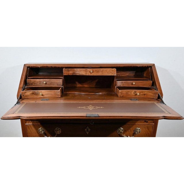 18th century Louis XV Scriban Chest of Drawers in Walnut For Sale - Image 13 of 18