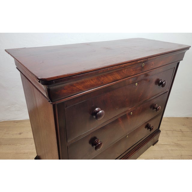 Victorian English Chest of Drawers in Mahogany, 1890 For Sale - Image 6 of 18