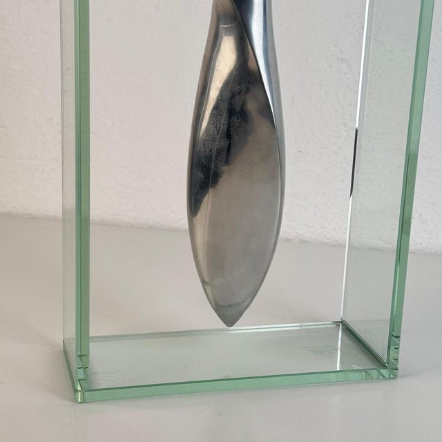 Twisted Tornado Flower Vase in Aluminum and Glass from Lisa Mori, Italy, 1980s For Sale - Image 6 of 12