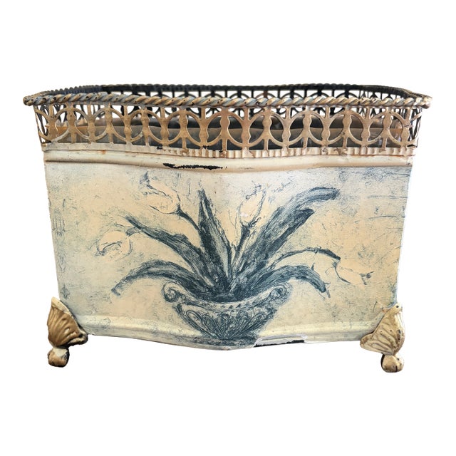 Vintage Painted Tole Cachepot With Tulip Motif and Pierced Gallery Rim For Sale