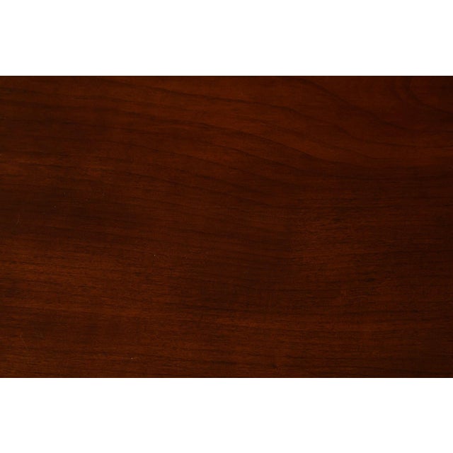 Statton Queen Anne Style Cherry Tea Table For Sale In Philadelphia - Image 6 of 18