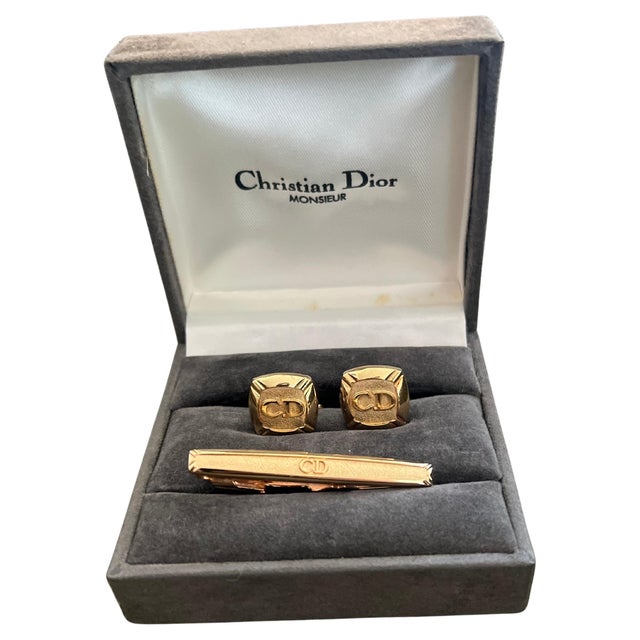 Rare Vintage Christian Dior Gold Plate Cufflinks Circa 1990 In Original Case For Sale - Image 9 of 18