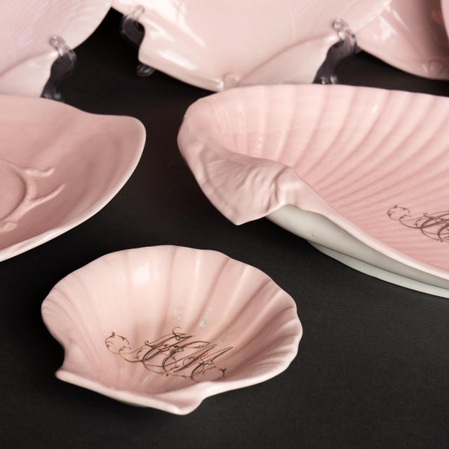 Antique Pink Porcelain 'Nautilus' Dessert Service by Wedgwood for John Mortlock, 1880s Victorian- 18 Pieces For Sale - Image 10 of 12