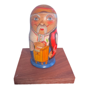 Vintage Russian Nesting Doll Set of 7 Pieces , Narrative Family Set , Grandfather or Hulk Hogan, Signed Sergiev Posad Matryoshka, Each Doll Different