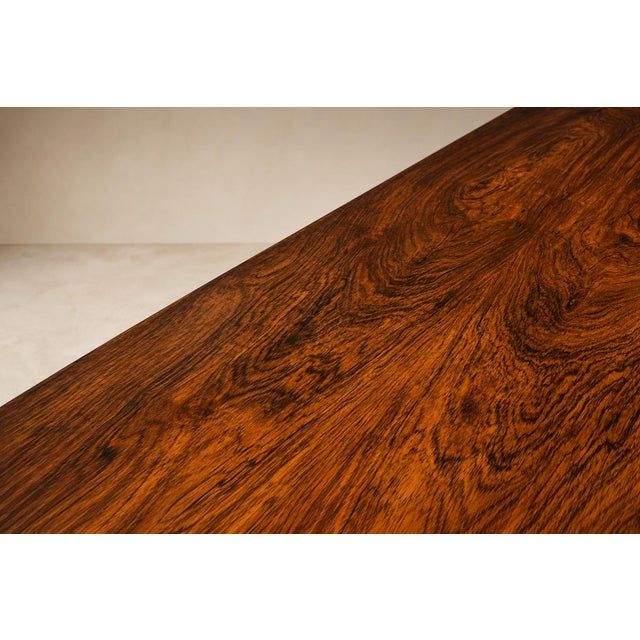 Brazilian Modern Monumental Executive Desk in Rosewood, Sergio Rodrigues, 1959 For Sale - Image 11 of 18