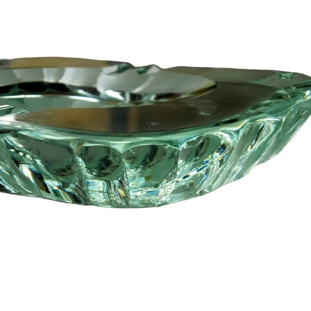 Fontana Arte Chiselled Crystal Bowl by Max Ingrand for Fontana Arte Design, Italy, 1950s For Sale - Image 4 of 5