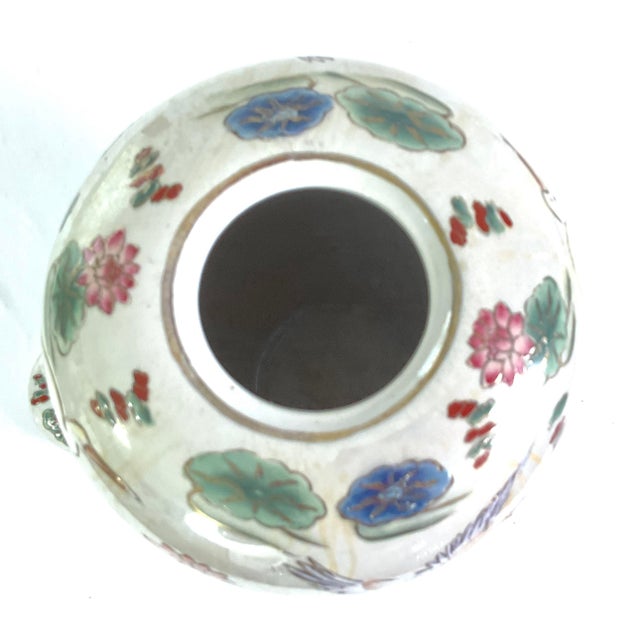 Chinese Ginger Jar-Hand Painted Porcelain With a Lotus and Crane Motif – Early 20th Century For Sale - Image 3 of 7