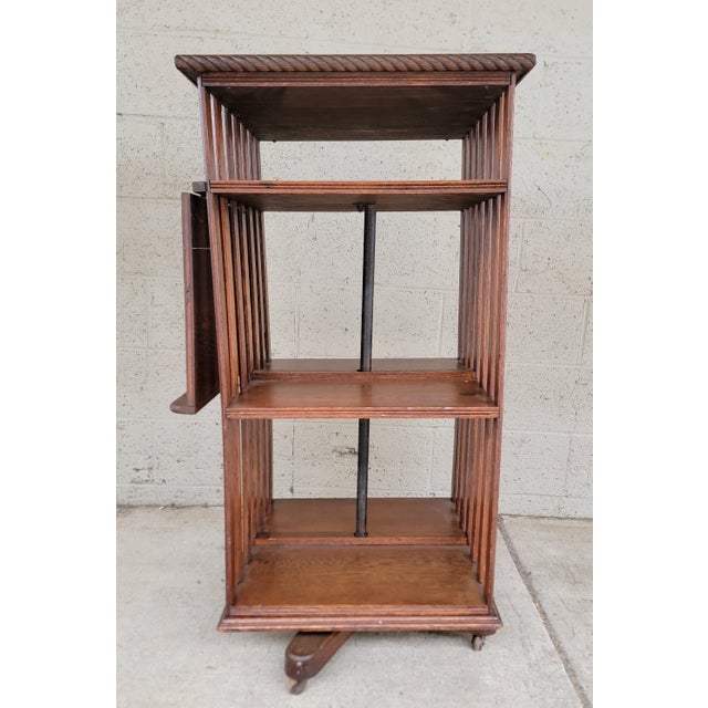 Arts & Crafts / Mission Oak Revolving Bookcase With Adjustable Book Display For Sale In San Francisco - Image 6 of 18