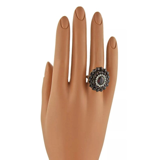 Late 20th Century Late 20th Century 17302 - Garnet & Seed Pearls 14k Yellow Gold Cluster Ring, Size 4 For Sale - Image 5 of 5
